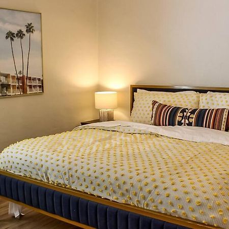Newly Remodeled Midcentury Pink Flamingo Casa Villa Phoenix Eksteriør billede